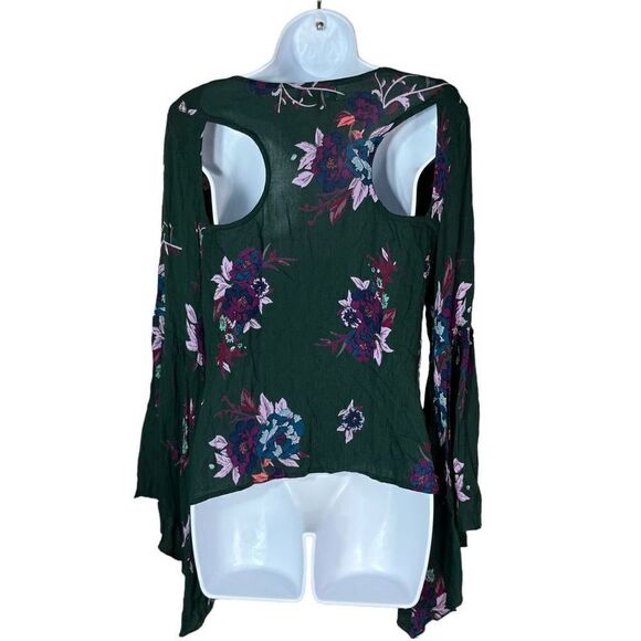 Altar’d State Green Flower Print Bell Sleeve Blouse Size Small - Picture 4 of 6